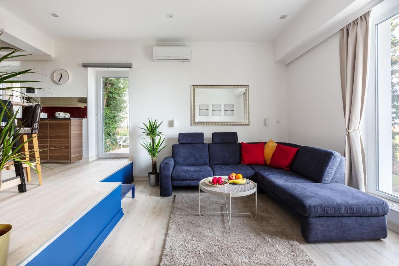 Panoramic Comfort In The Luxurious Green District! Budapest Extérieur photo