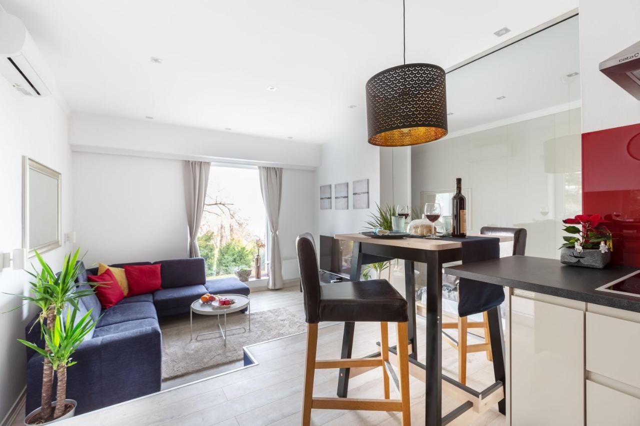Panoramic Comfort In The Luxurious Green District! Budapest Extérieur photo
